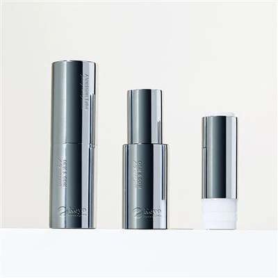 Doplniteľná tuba na rúž